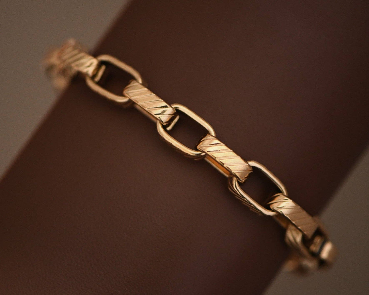 18K Gold Plated Waterproof Stainless Steel Chain Bracelet - 7066: S0OX3T7066 Gold