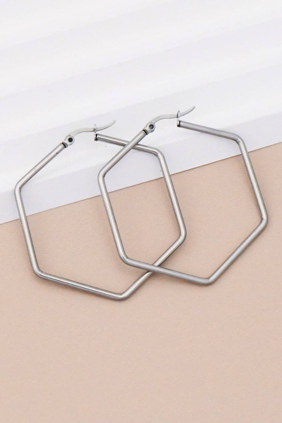 Tarnish-Resistant Waterproof Stainless Steel Hoop Earrings - 7150: S0OX3T7150 Silver