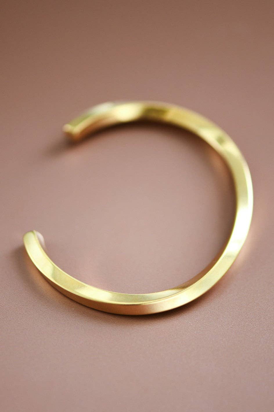 18K Gold PVD Plated Waterproof Stainless Steel Cuff - 7205: S0OX3T7205 Gold