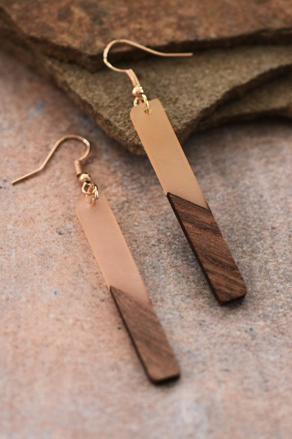 Two Tone Resin Wooden Bar Earrings - 6696: S0OX3T6696 Nude