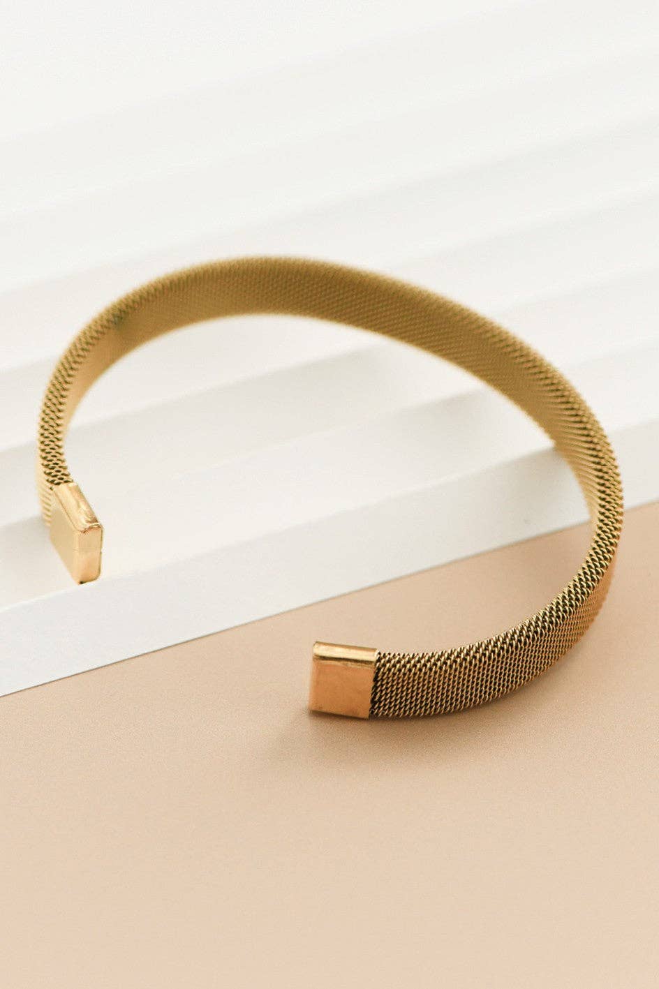 18K Gold Plated Waterproof Stainless Steel Cuff - 6984: S0OX3T6984 Gold