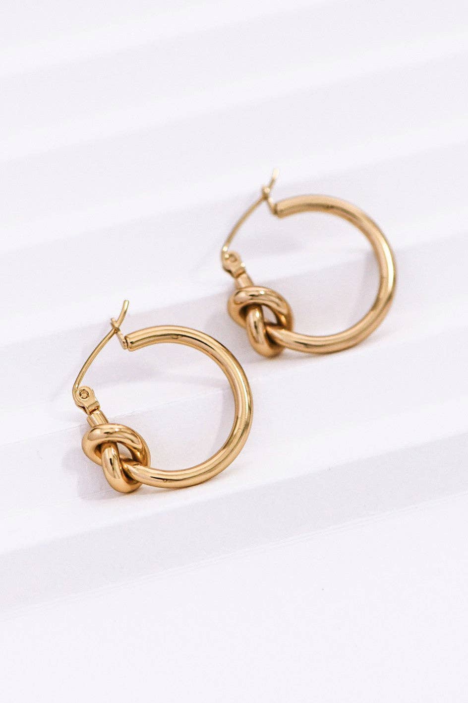 18K Gold Plated Waterproof Stainless Steel Hoop Earrings - 7076: S0OX3T7076 Gold
