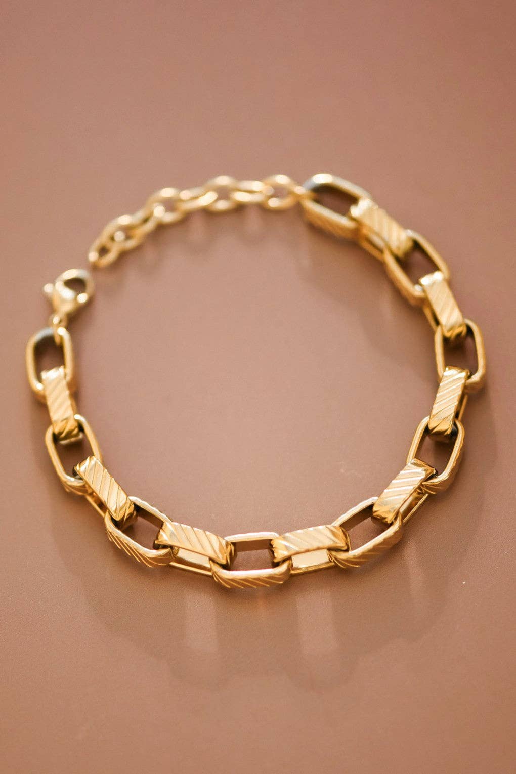 18K Gold Plated Waterproof Stainless Steel Chain Bracelet - 7066: S0OX3T7066 Gold