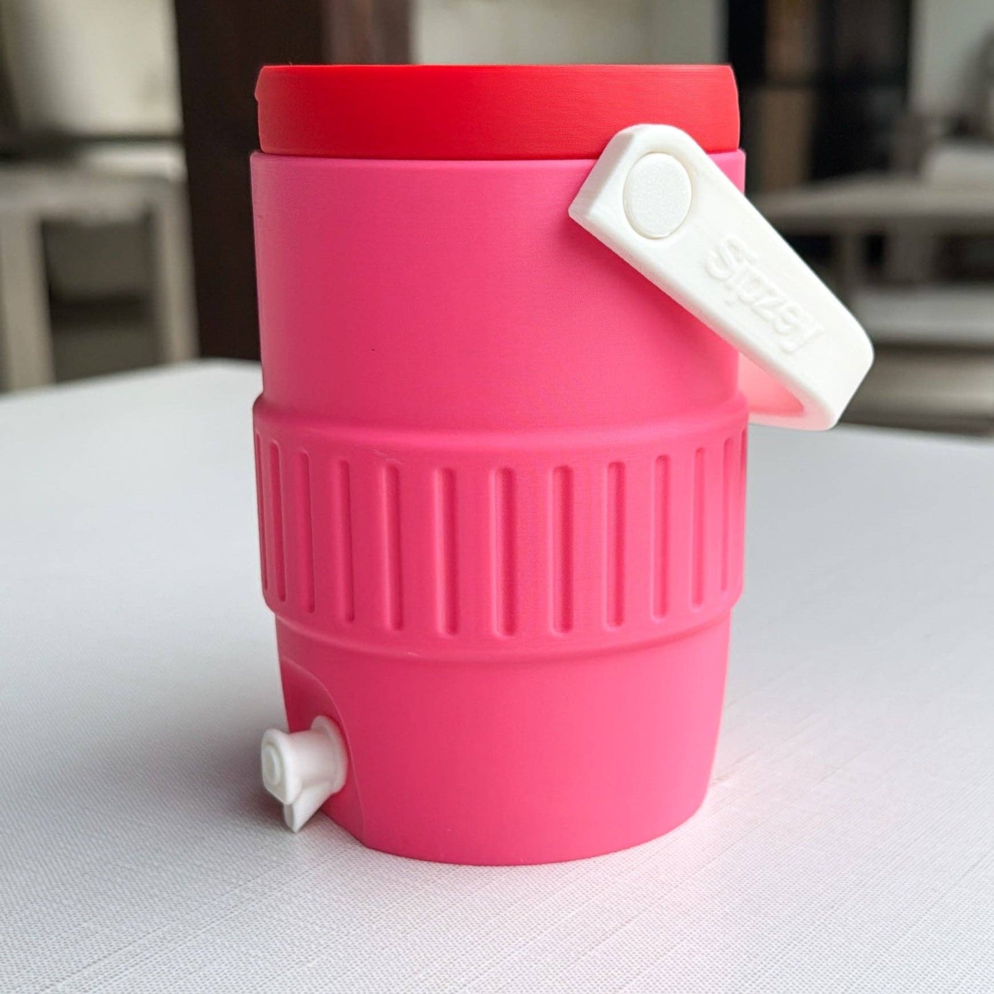 Retro Jug Cooler Can Holder (Soda Cans): Hot Pink