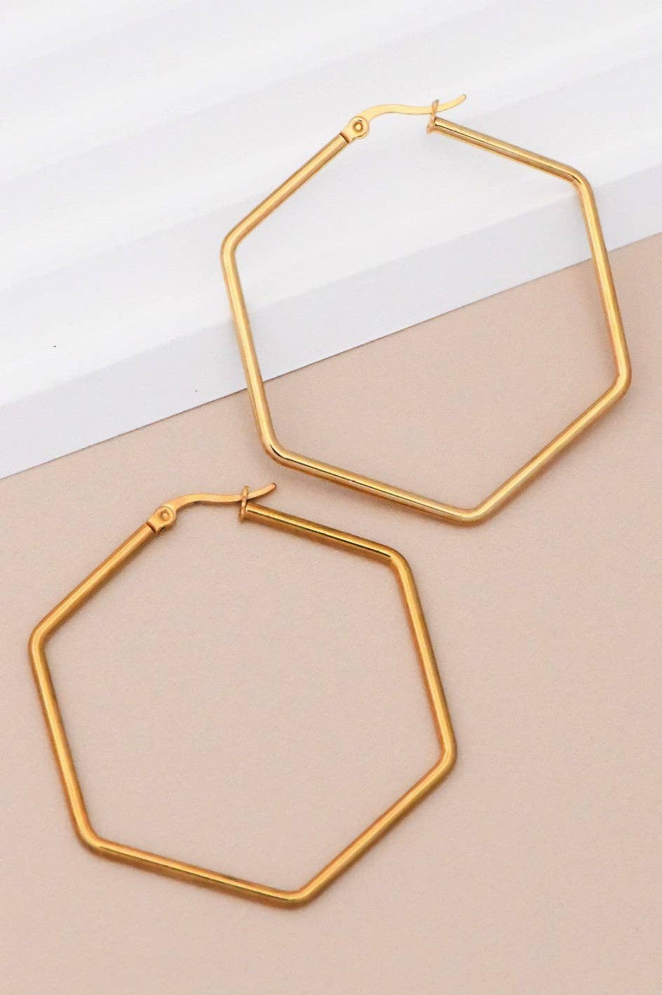 18K Gold Plated Waterproof Stainless Steel Hoop Earrings - 7151: S0OX3T7151 Gold