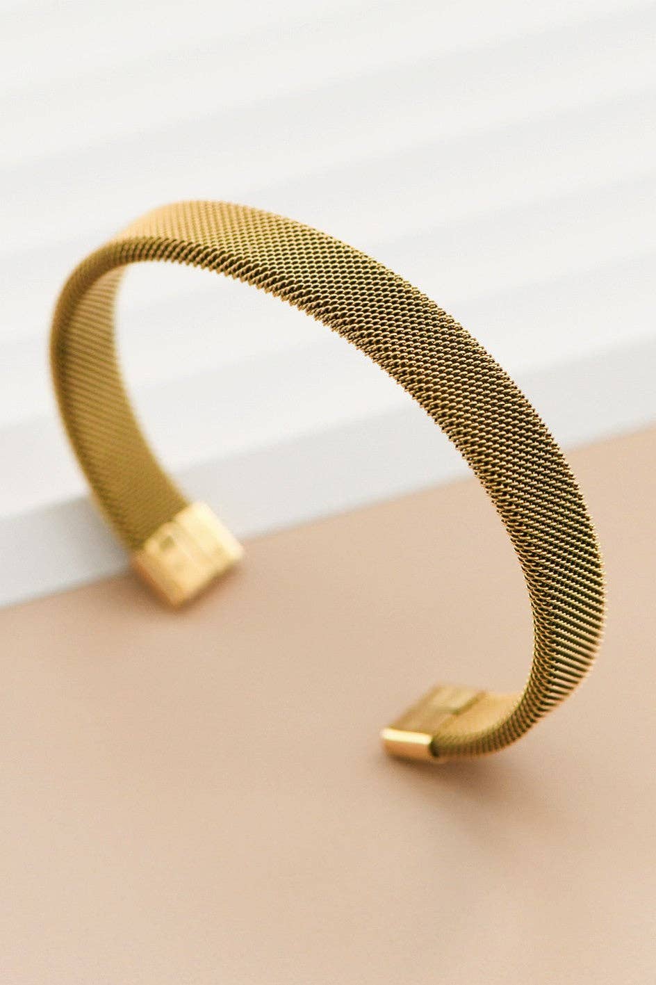 18K Gold Plated Waterproof Stainless Steel Cuff - 6984: S0OX3T6984 Gold