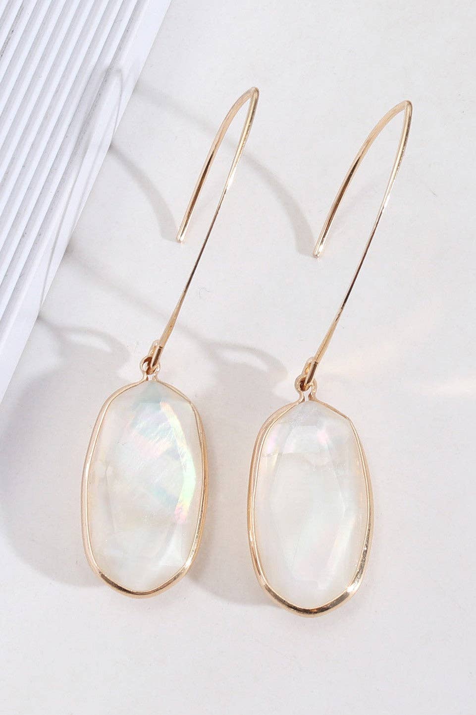 White Pearl Wire Threader Drop Earrings - 6179: S0OX3T6179 Pearl Shell