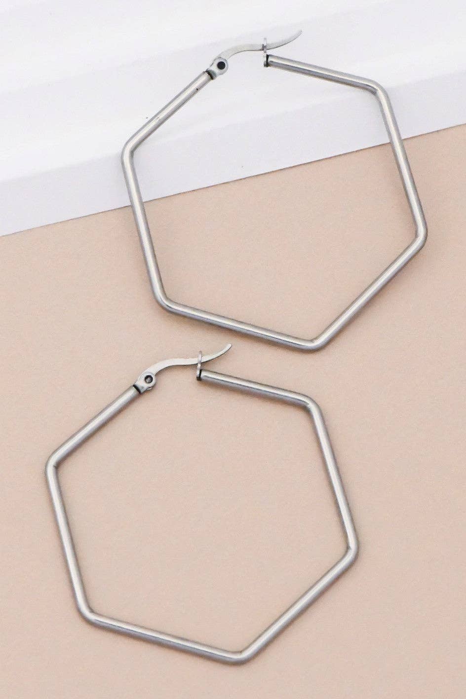 Tarnish-Resistant Waterproof Stainless Steel Hoop Earrings - 7150: S0OX3T7150 Silver
