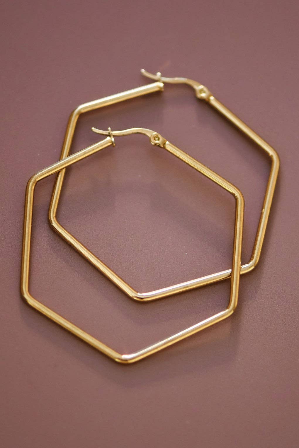 18K Gold Plated Waterproof Stainless Steel Hoop Earrings - 7151: S0OX3T7151 Gold
