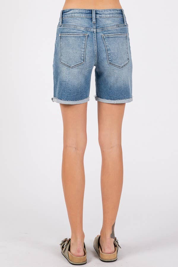 P1329R-MD MID RISE STRETCH 7-INCH MIDI SHORTS W/ CUFFED HEM