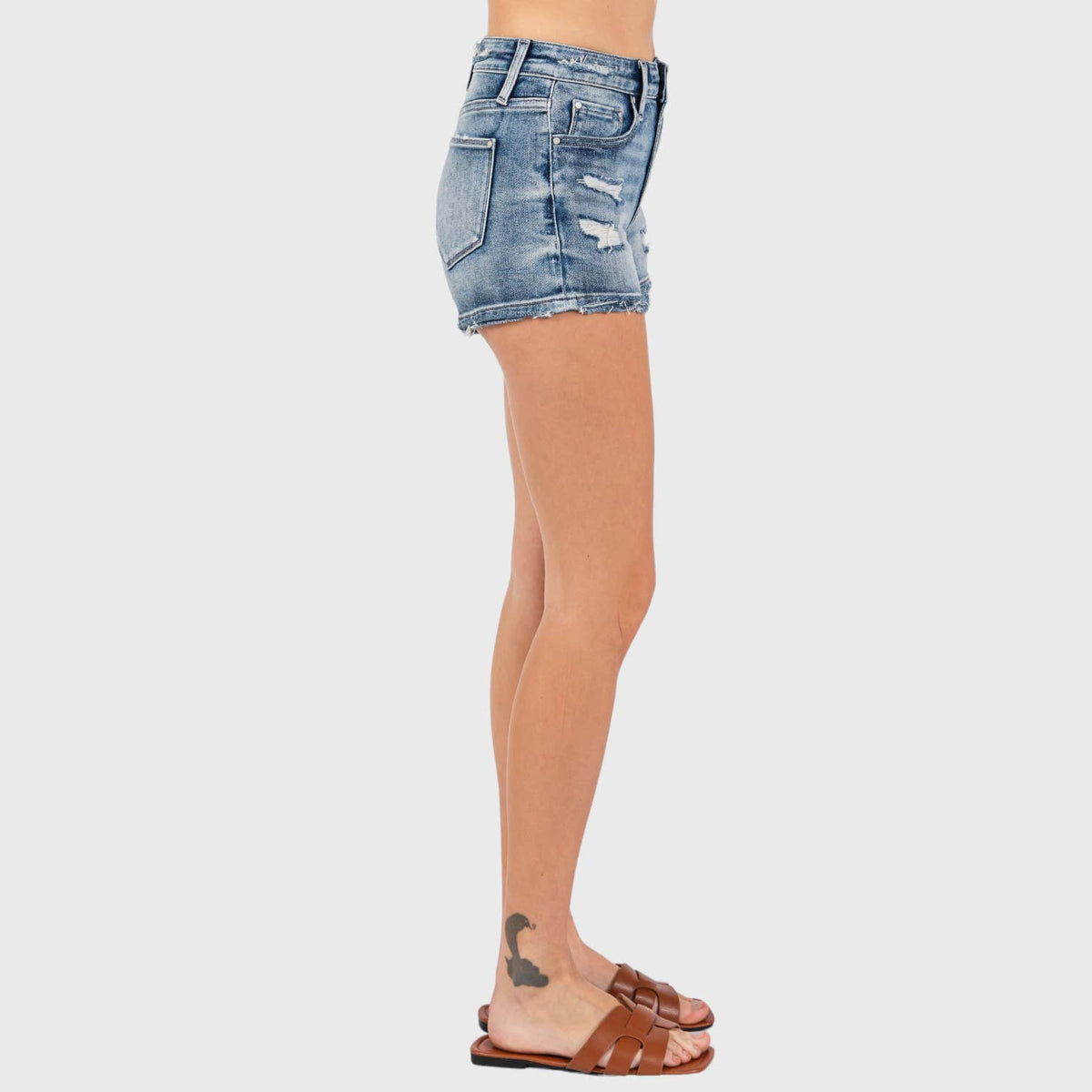 P1019R-LM HIGH RISE DESTROYED SHORTS