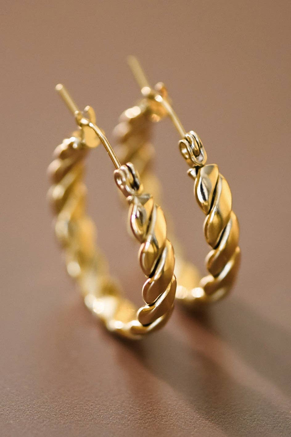 18K Gold PVD Plated Waterproof Stainless Steel Hoop Earrings - 6881: S0OX3T6881 Gold