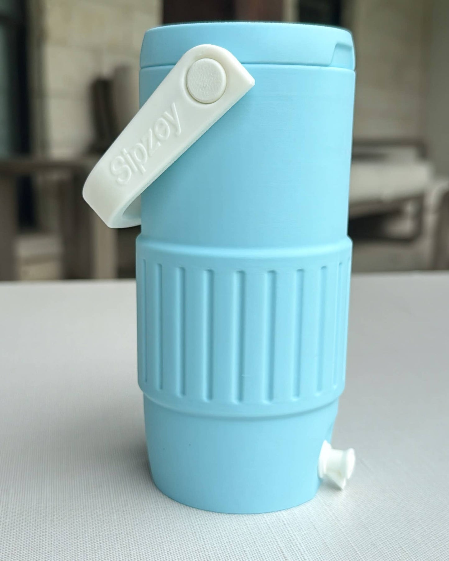 Retro Jug Cooler Can Holder (Skinny Cans): Light Blue