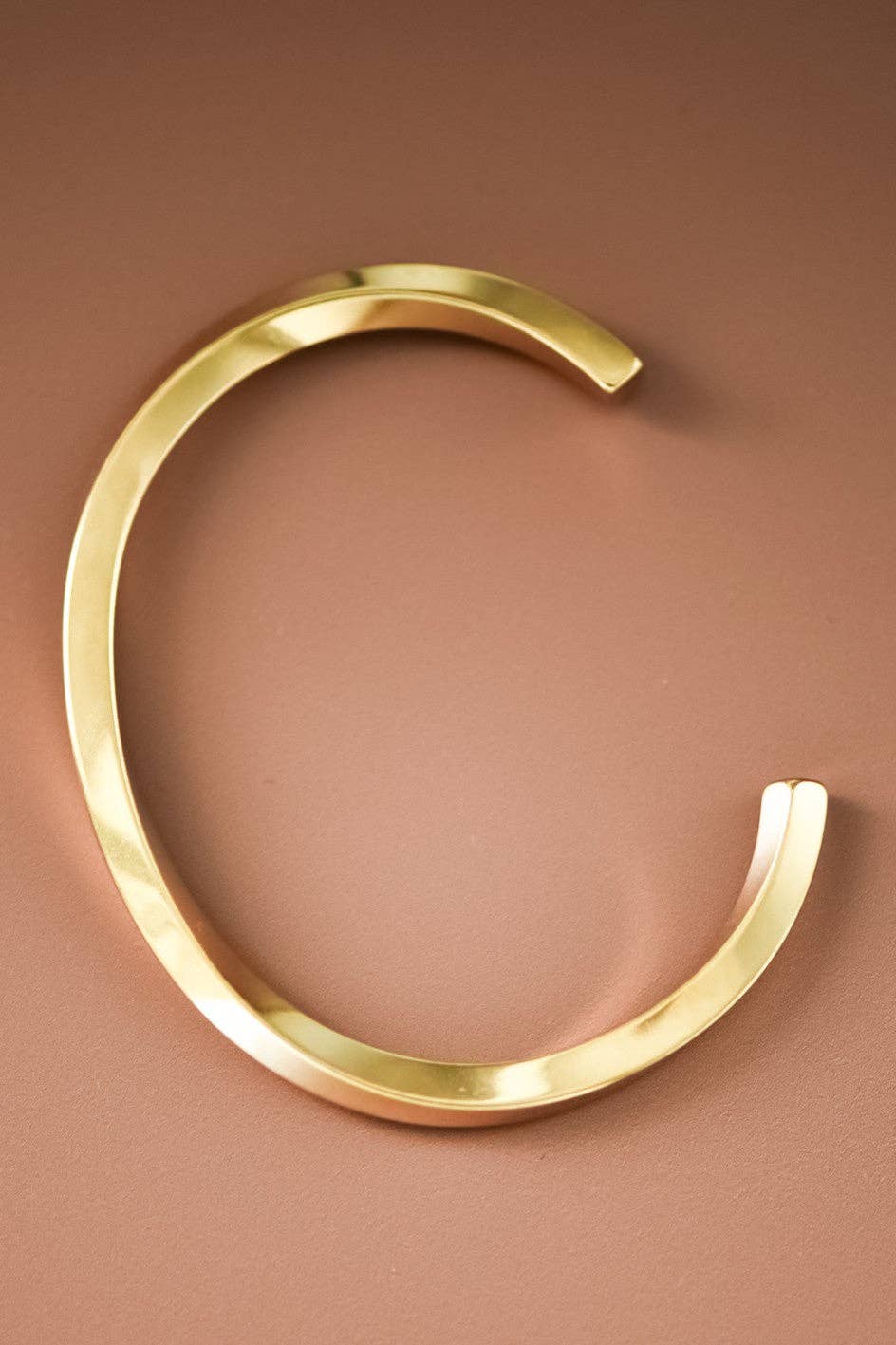 18K Gold PVD Plated Waterproof Stainless Steel Cuff - 7205: S0OX3T7205 Gold