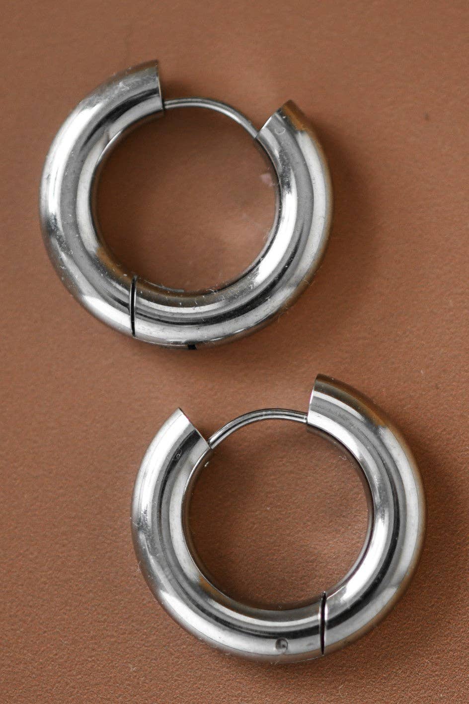 Tarnish Resistant Waterproof Stainless Steel Hoop Earrings - 7078: S0OX3T7078 Silver